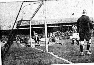 The first home goal of the season 1935